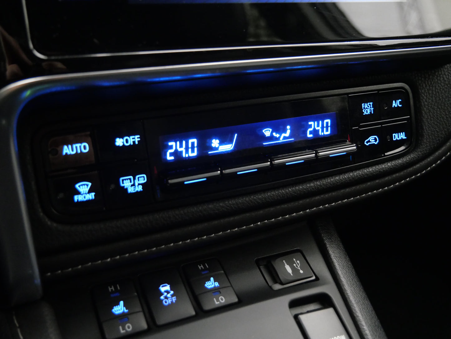 Toyota Auris 1.8 73 kW Hybrid e-CVT