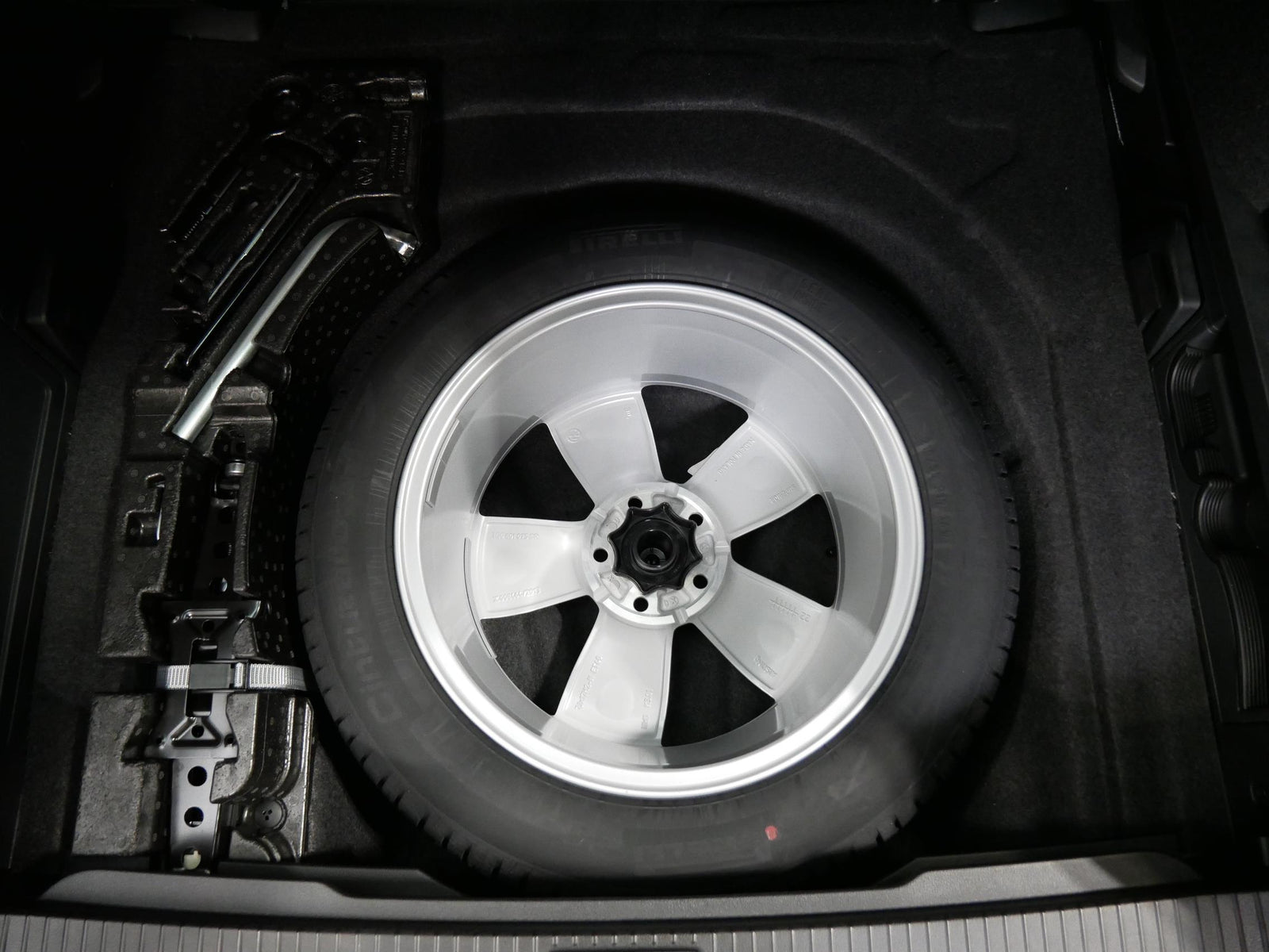 Volkswagen Passat 2.0 TDI 110 kW Elegance – foto 19