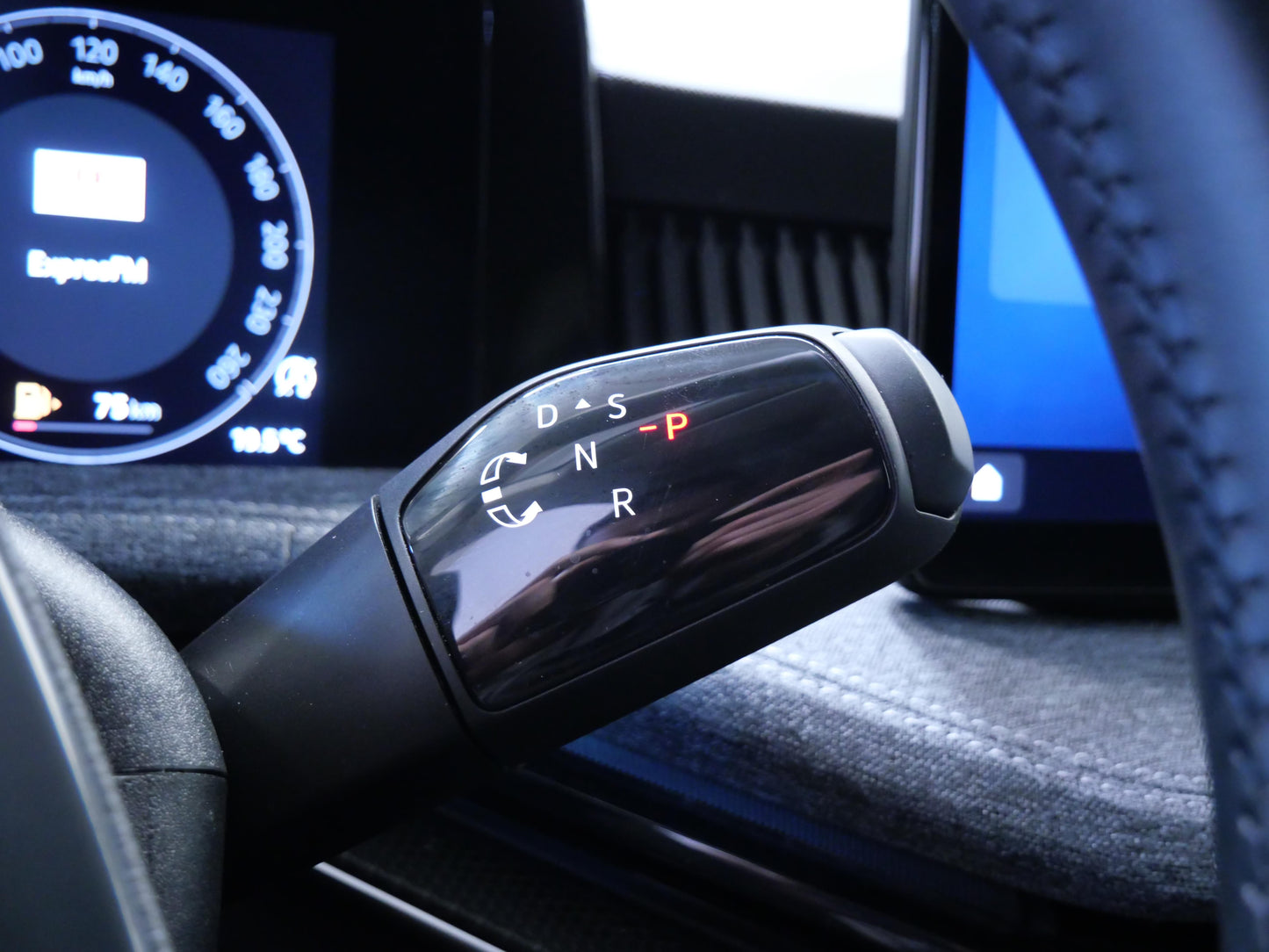 Škoda Superb 2.0 TDI 110 kW DSG Selection