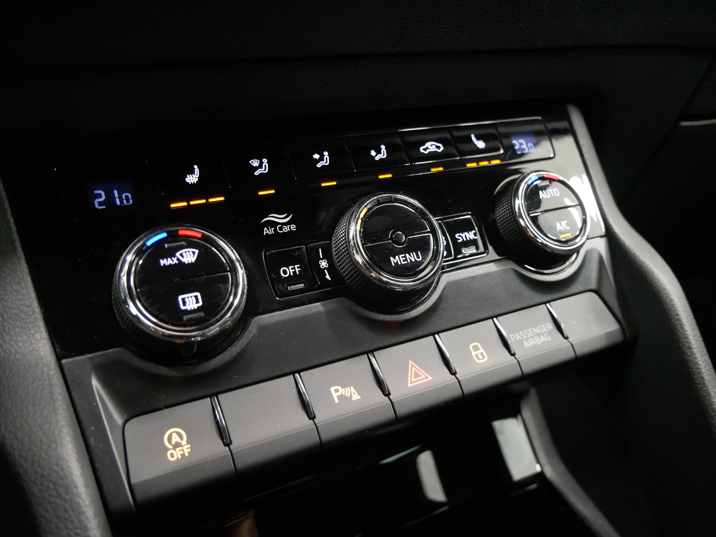 Škoda Karoq 2.0 TSI 140 kW Sportline 4x4