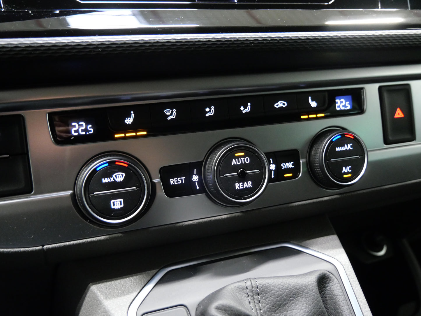 Volkswagen Caravelle 2.0 TDI 110 kW DSG Long