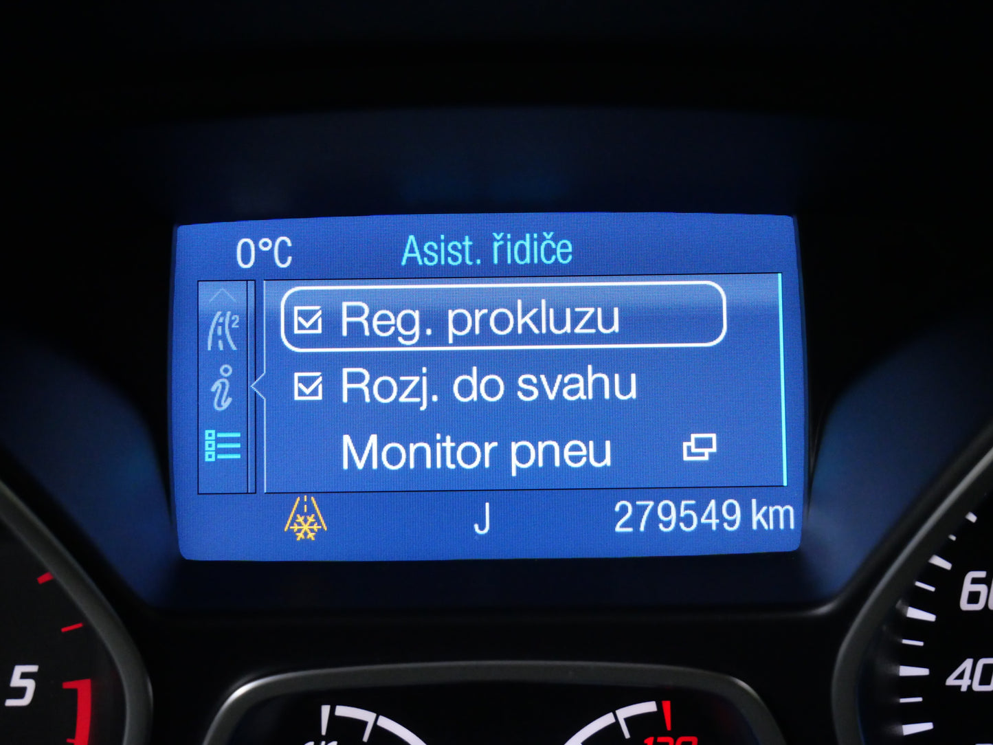 Ford Kuga 2.0 TDCI 110 kW Trend