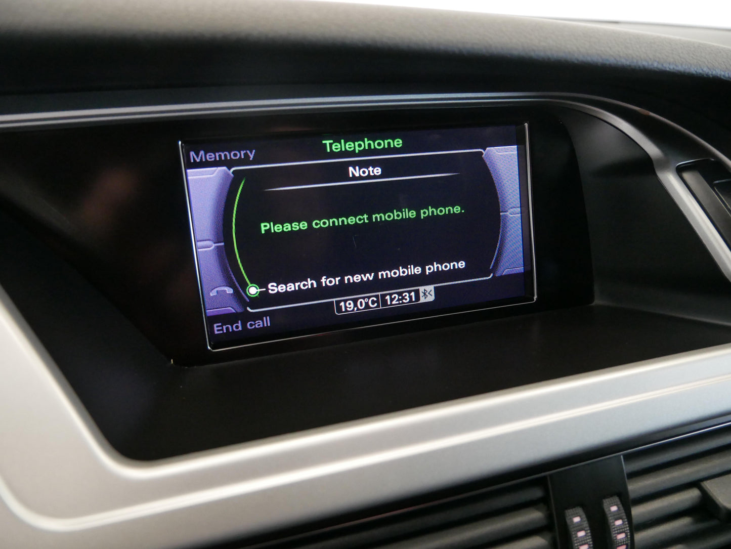 Audi A4 2.0 TDI 125 kW S line 4x4