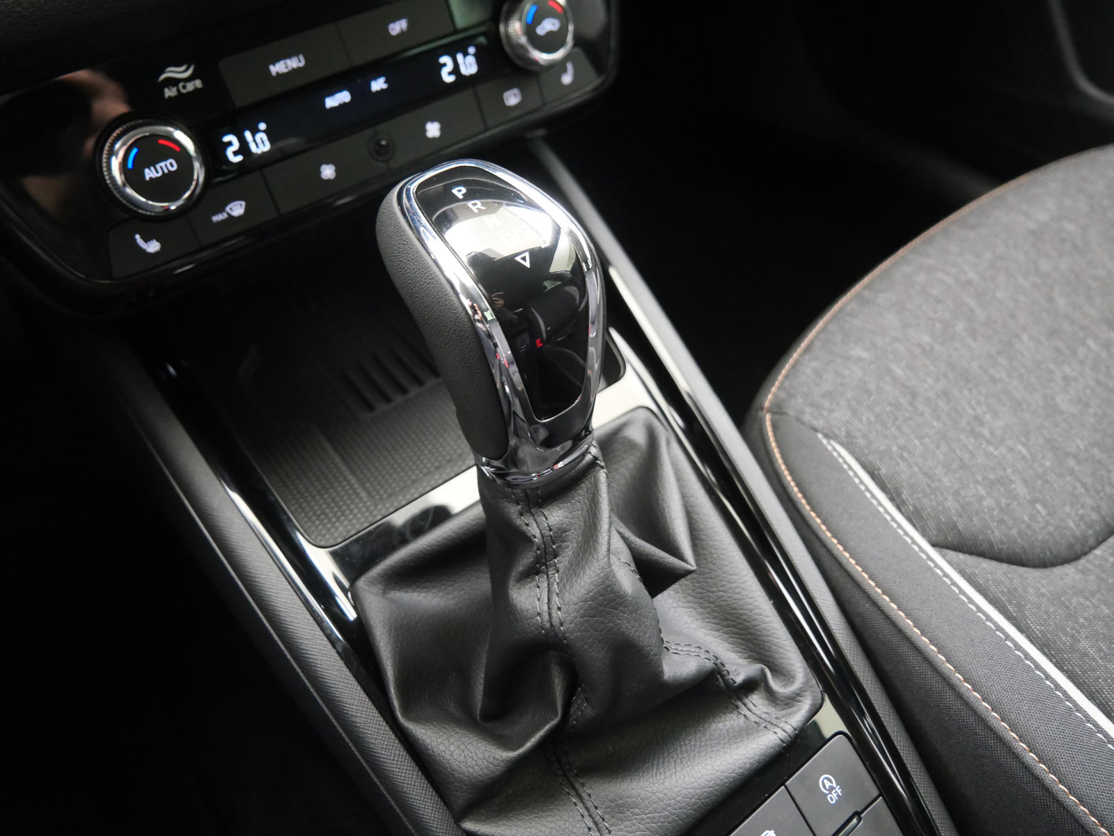 Škoda Scala 1.0 TSI 85 kW Top Selection – foto 20