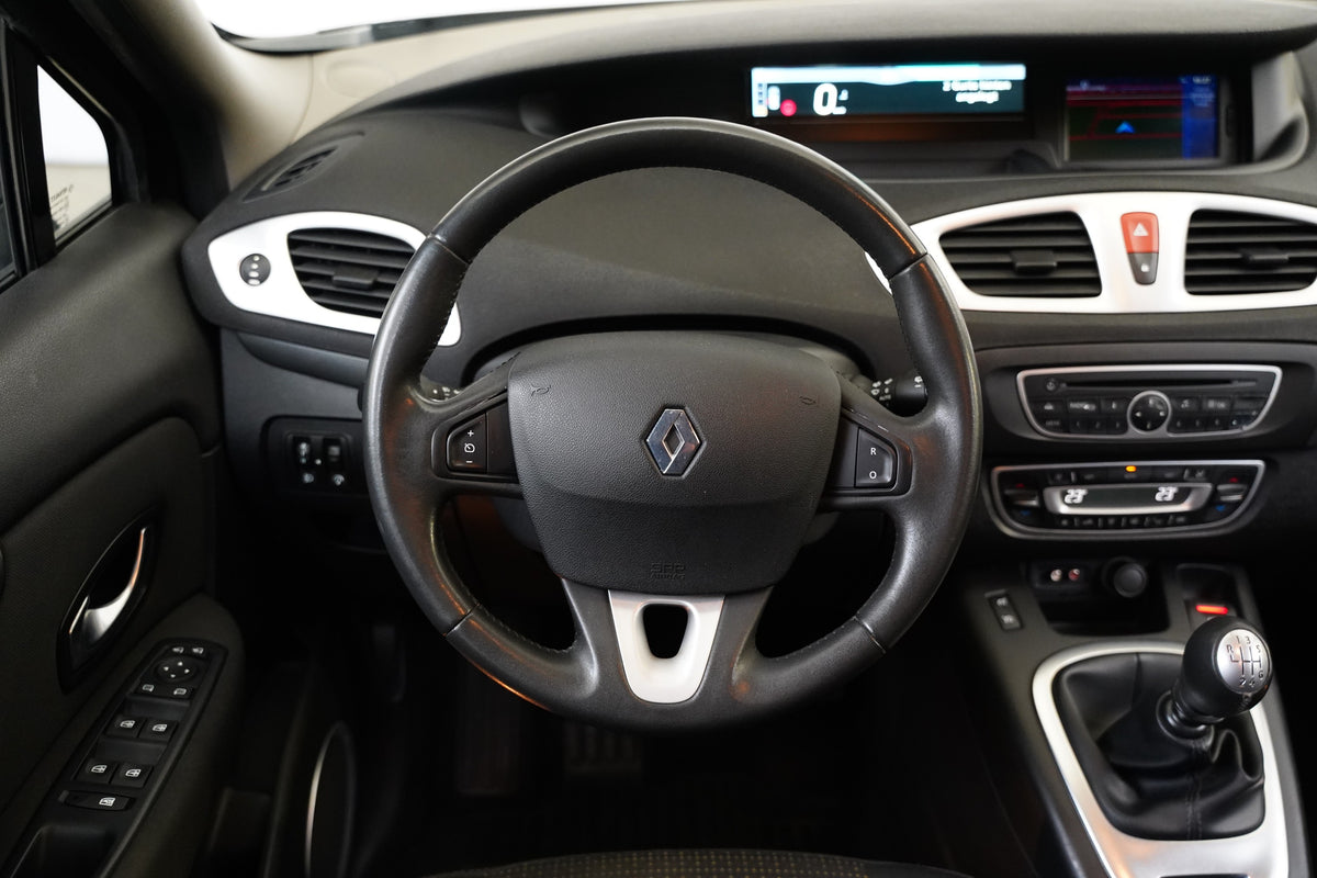 Renault Mégane 1.9 dCi 96 kW – foto 19