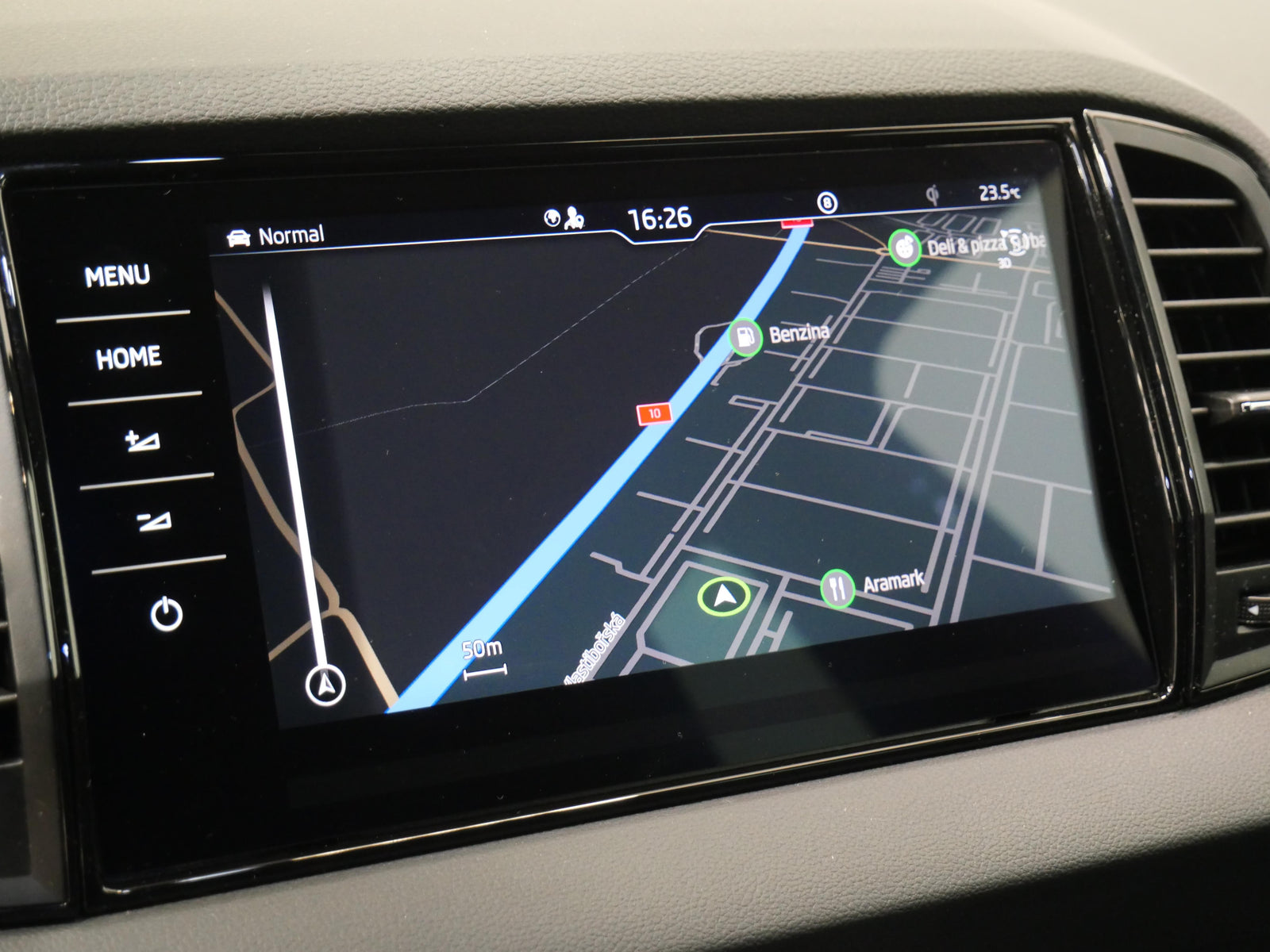 Škoda Karoq 2.0 TDI 110 kW 4x4 Sportline – foto 19