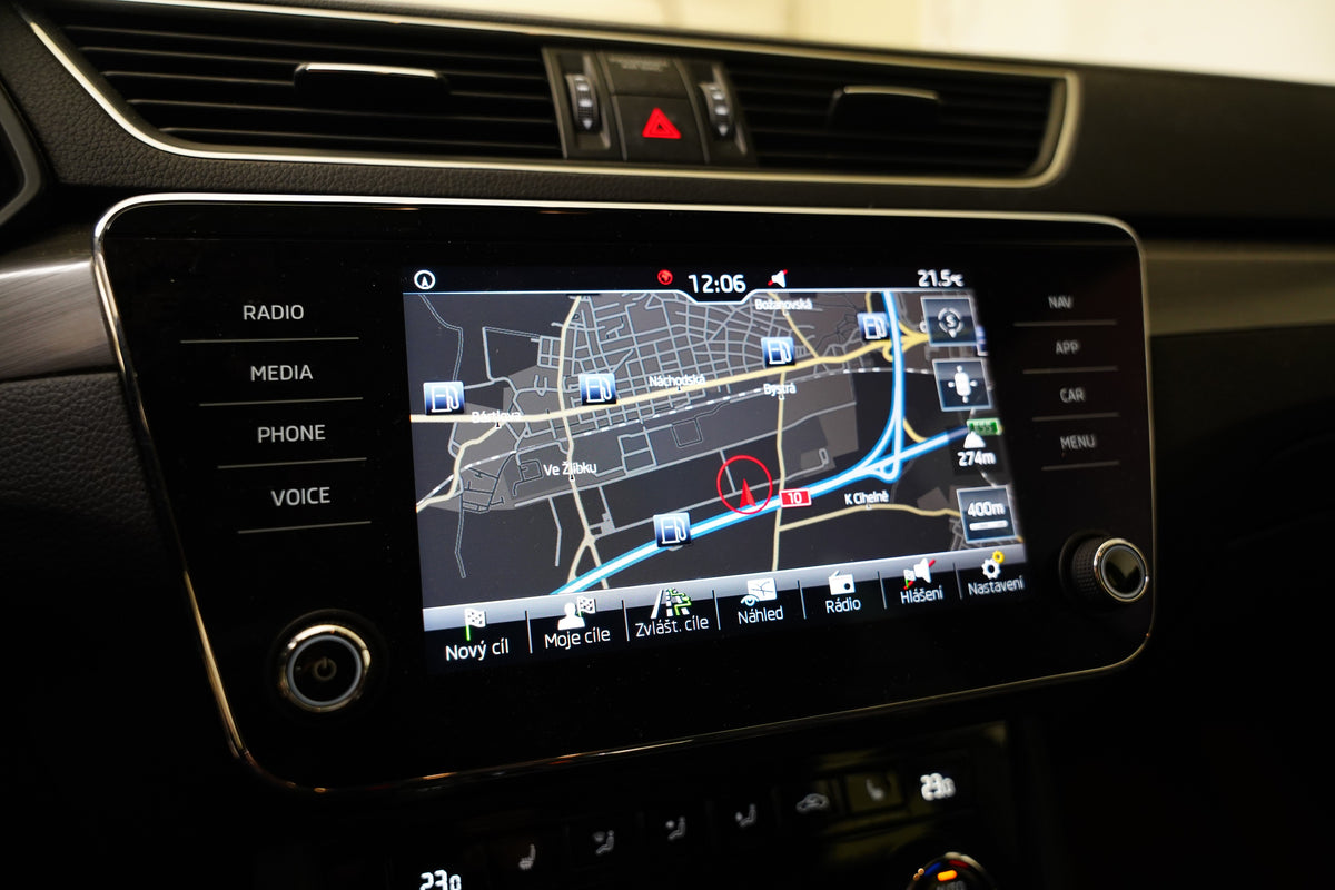 Škoda Superb 2.0 TSI 140kW Style Combi DSG