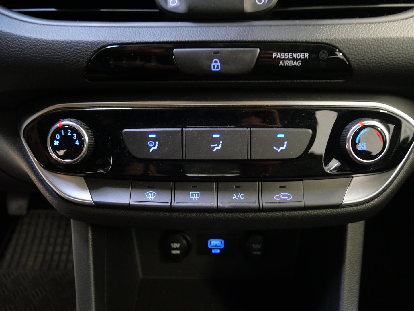 Hyundai i30 1.0 T-GDI 88 kW Start Plus