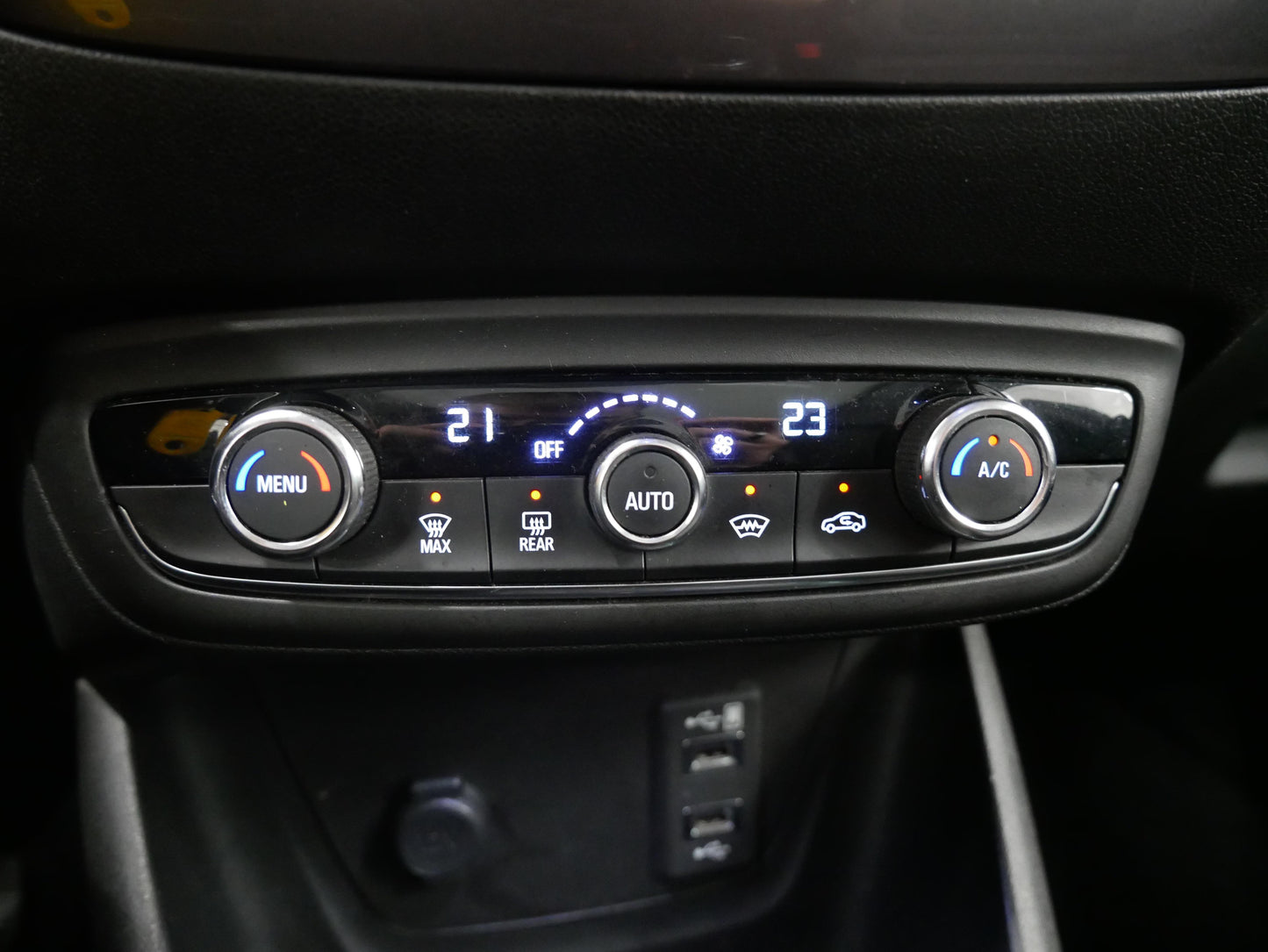 Opel Crossland X 1.2 Turbo 81 kW INNOVATION