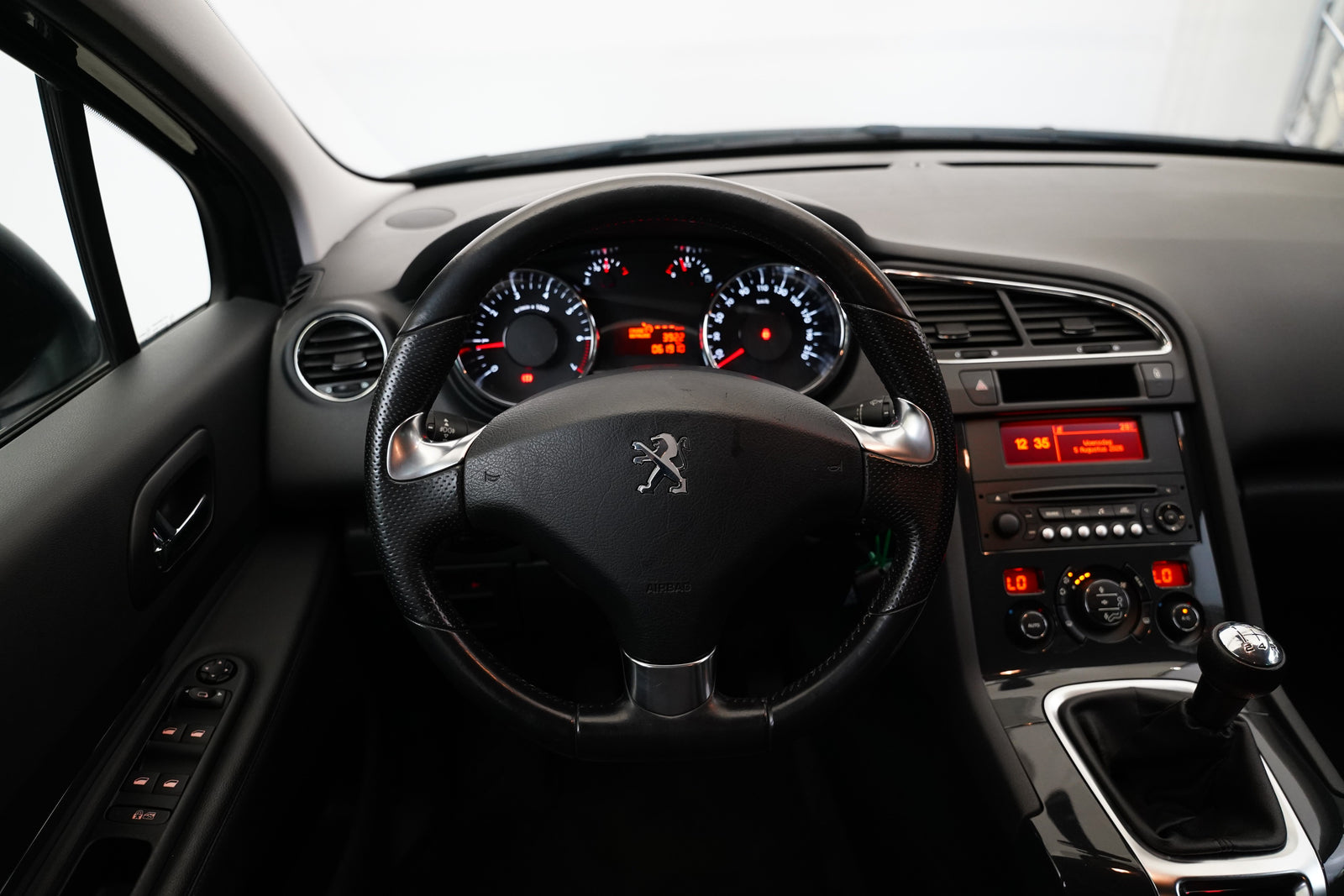 Peugeot 5008 1.6 i 88 kW Active – foto 19