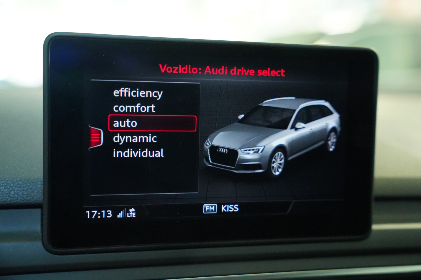 Audi A4 2.0 TDI 140 kW