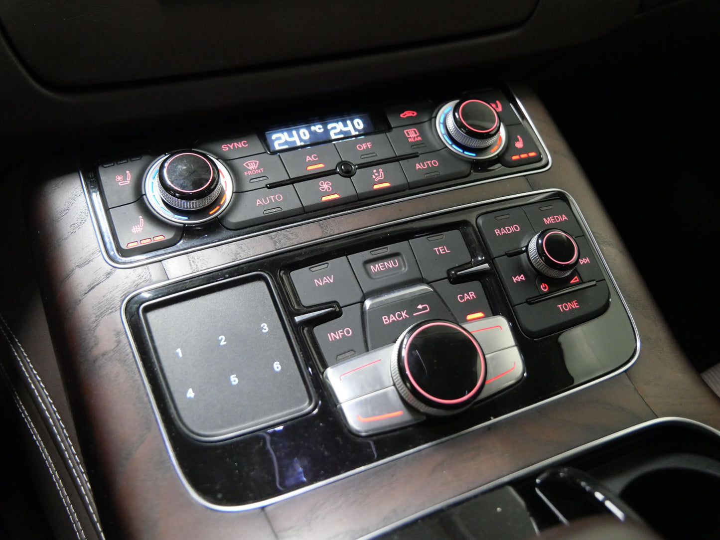 Audi A8 4.2 FSI V8 273 kW Long