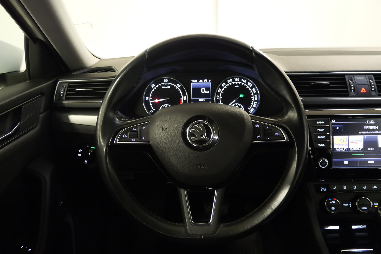 Škoda Superb 2.0 TDI 110 kW DSG Style