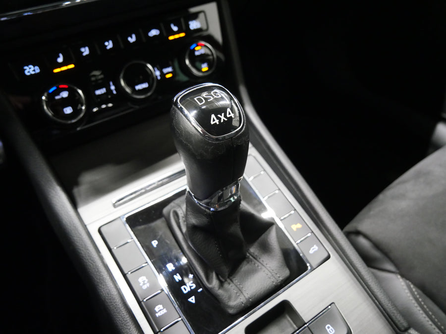 Škoda Superb 2.0 TDI 147 kW Scout – foto 19