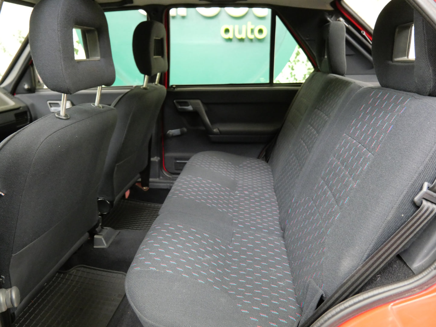 Škoda Favorit 1.3 43 kW 135 LX