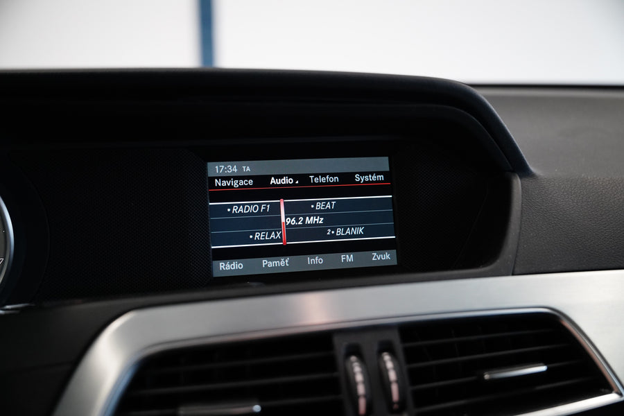 Mercedes-Benz Třídy C C 180 115 kW – foto 19
