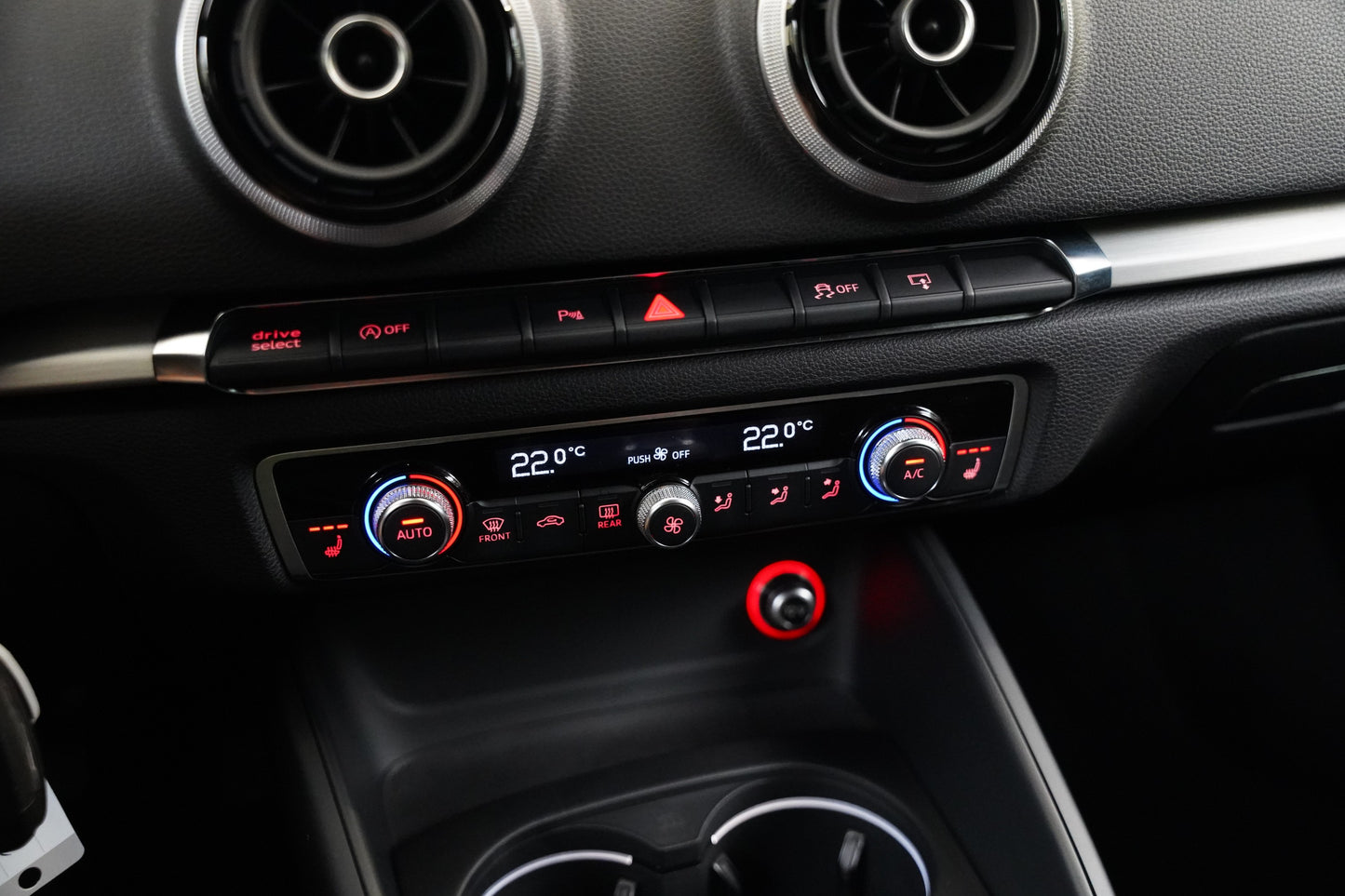 Audi A3 1.4 TFSI 16V 103 kW S line