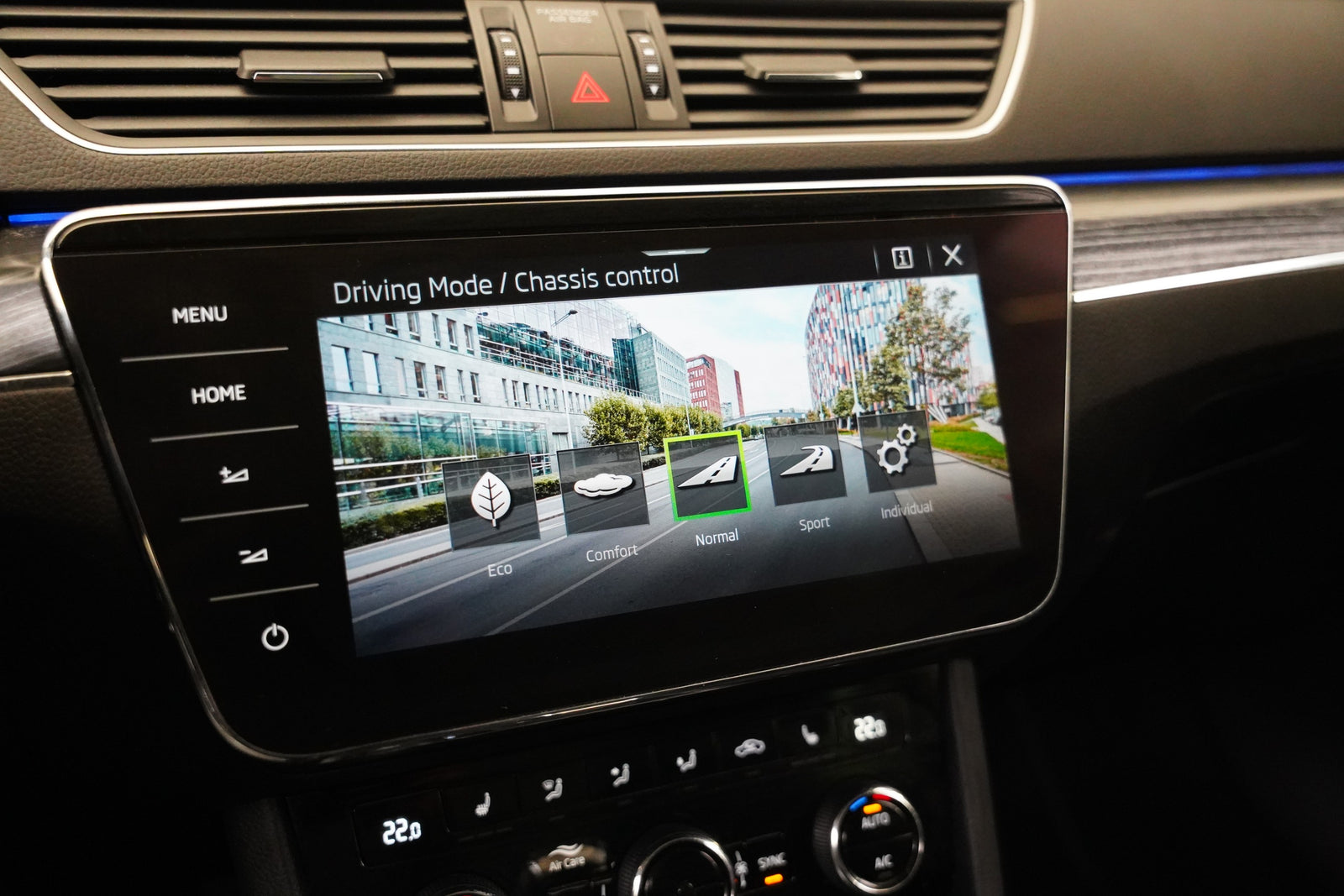 Škoda Superb 2.0 TSI 140 kW DSG Style – foto 19
