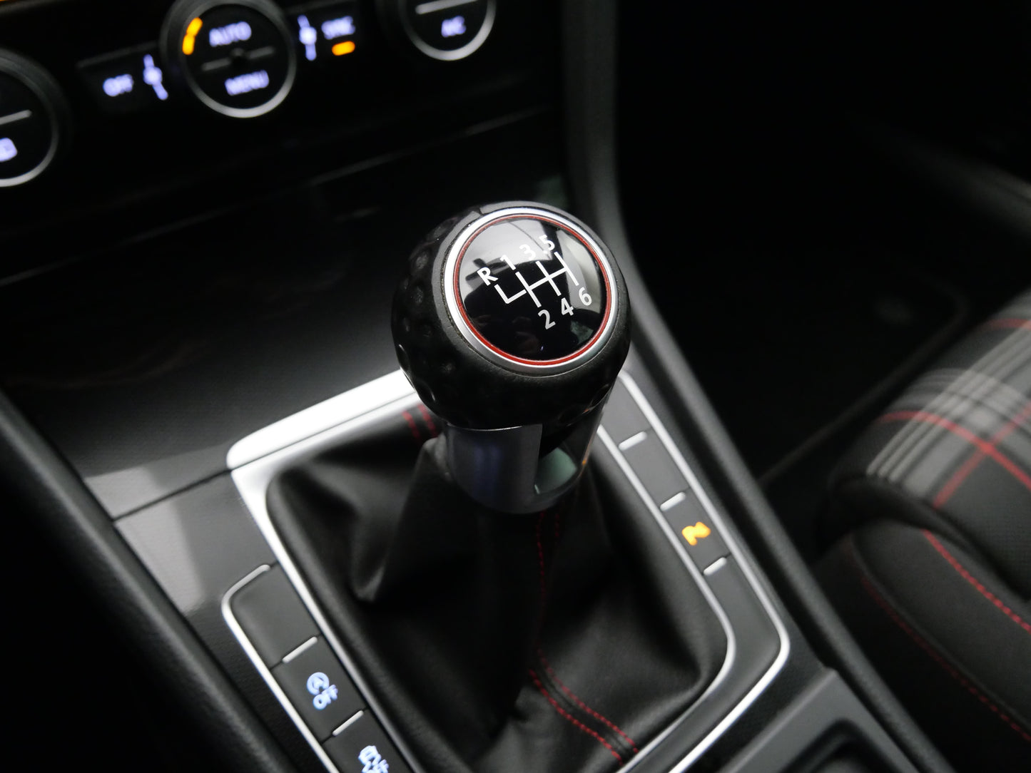 Volkswagen Golf 2.0 TSI 162 kW GTI