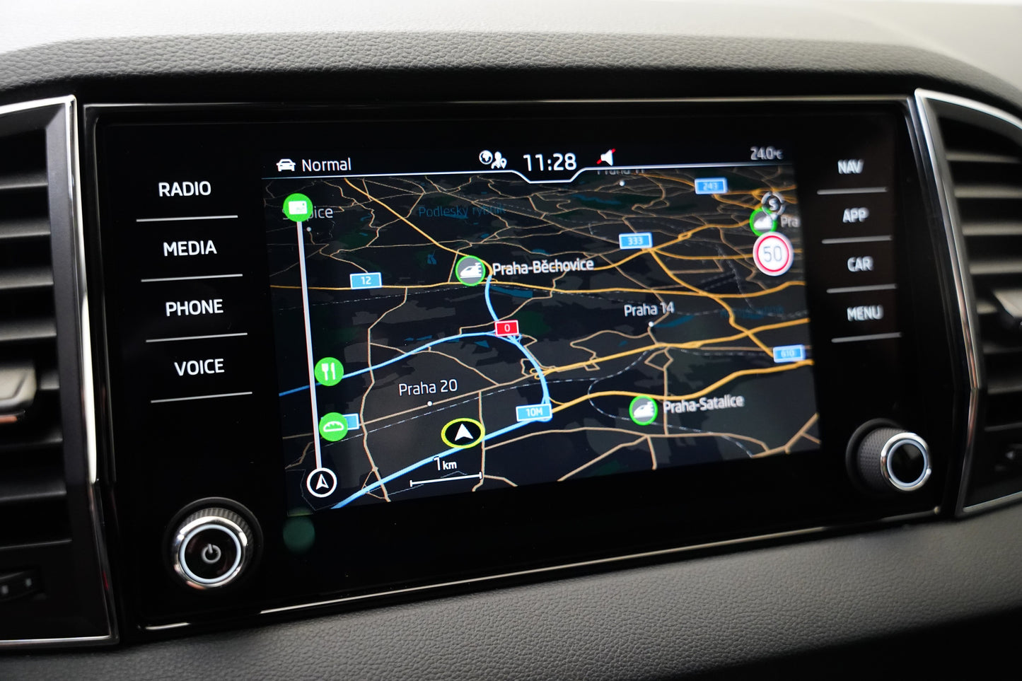 Škoda Karoq 1.5 TSI 110 kW Top Selection