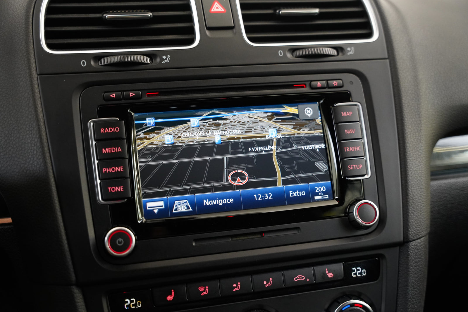 Volkswagen Golf 2.0 TSI 155 kW DSG GTI – foto 19