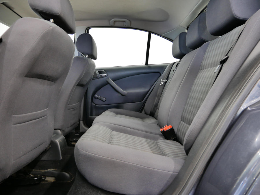Škoda Octavia 1.6 MPi 75 kW Tour – foto 19