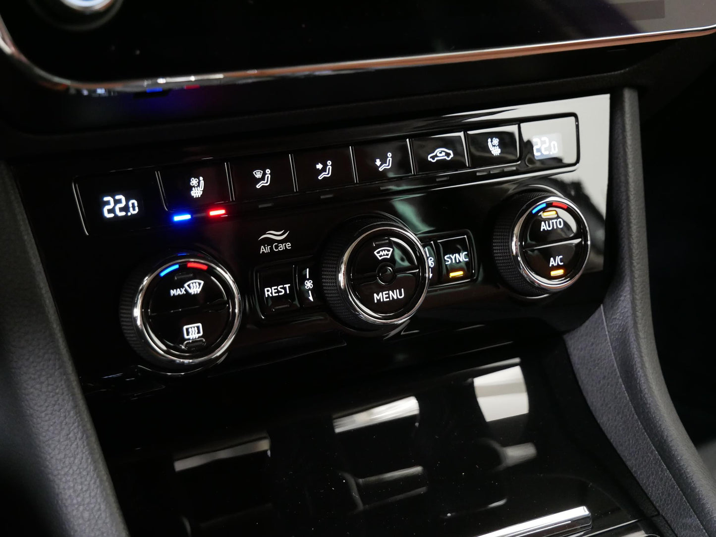 Škoda Superb 2.0 TDI 147 kW L&K