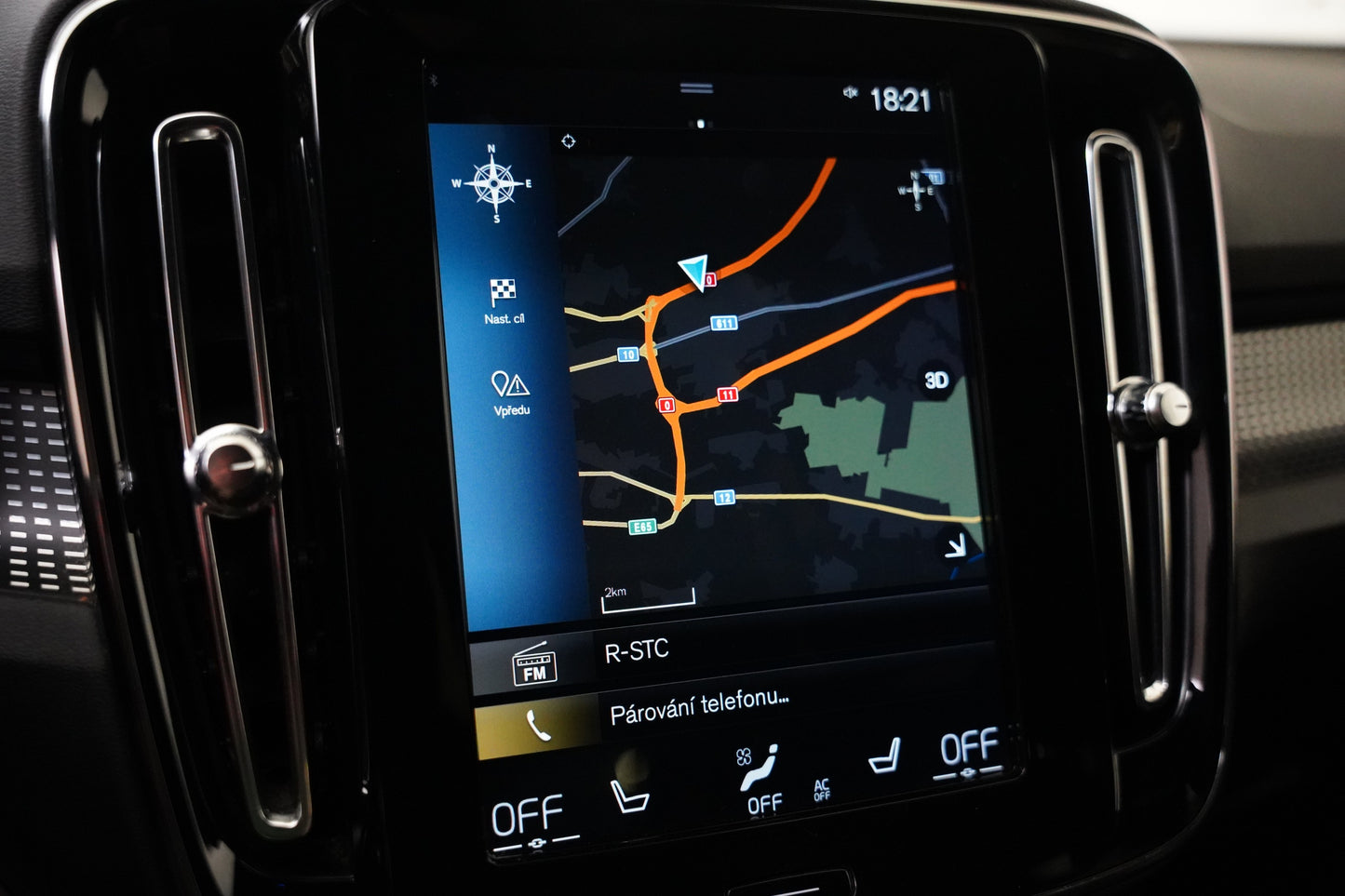 Volvo XC40 2.0 D 140 kW R-design AWD