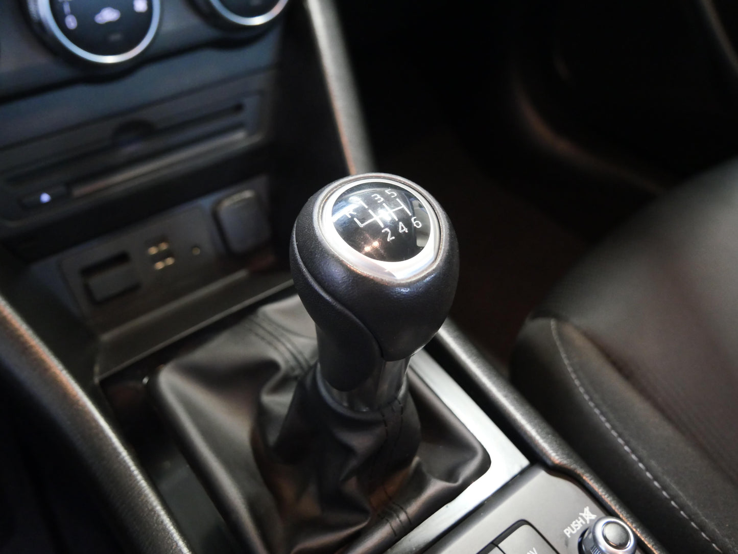 Mazda CX-3 2.0 i 89 kW Signature