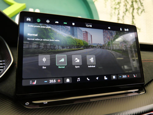 Škoda Octavia 2.0 TSI 195 kW DSG RS – foto 19