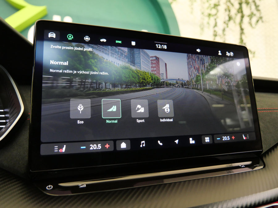 Škoda Octavia 2.0 TSI 195 kW DSG RS – foto 19
