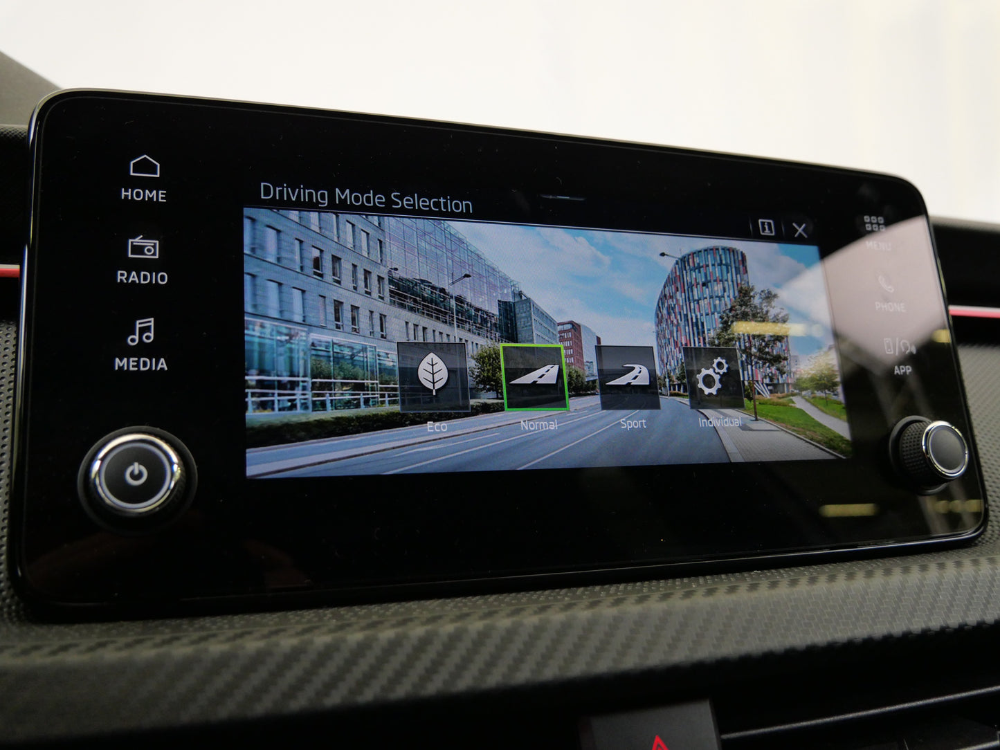 Škoda Scala 1.5 TSI 110 kW DSG Monte Carlo