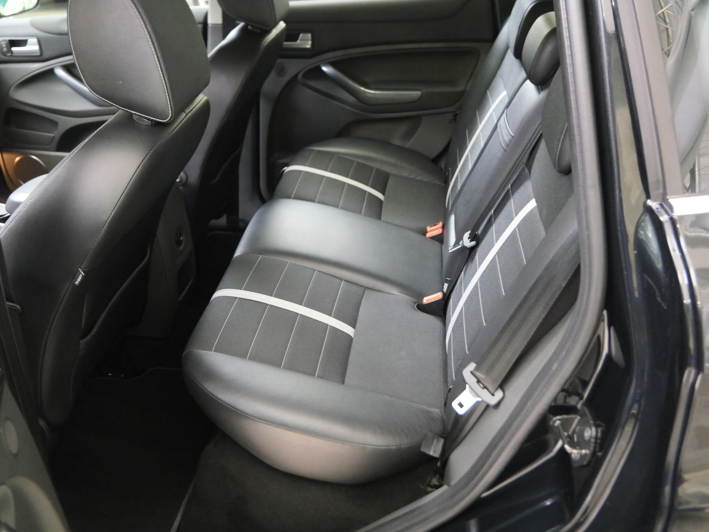 Ford Kuga 2.0 TDCi 120 kW Trend