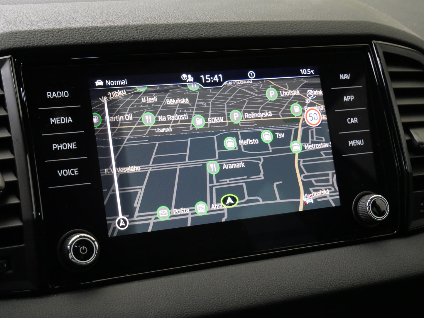 Škoda Karoq 1.5 TSI 110 kW DSG Sportline