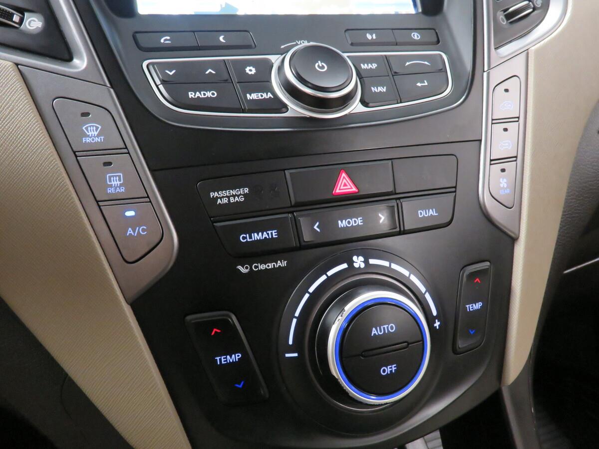 Hyundai Grand Santa Fe 2.2 CRDi 145 kW Luxury