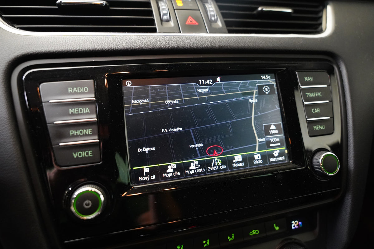 Škoda Octavia 2.0 TDI 110 kW – foto 19