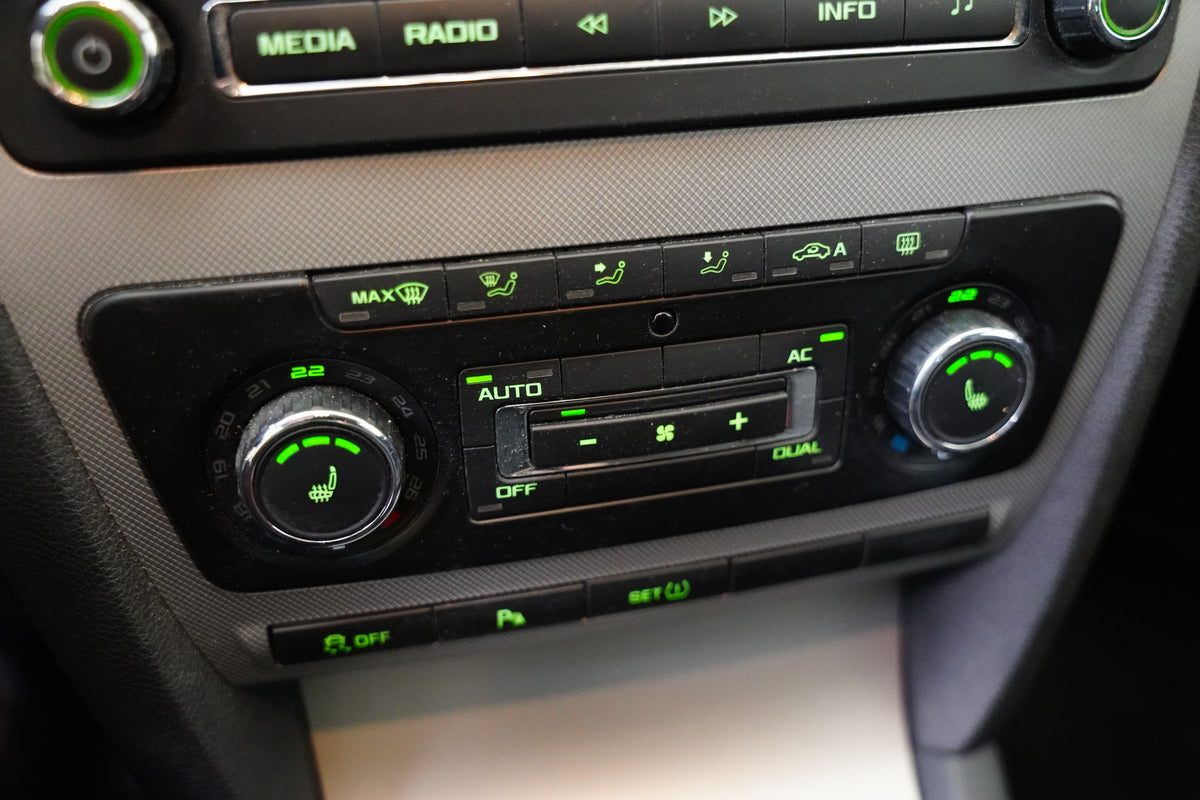 Škoda Octavia 1.9 TDI PD 77 kW Elegance – foto 19