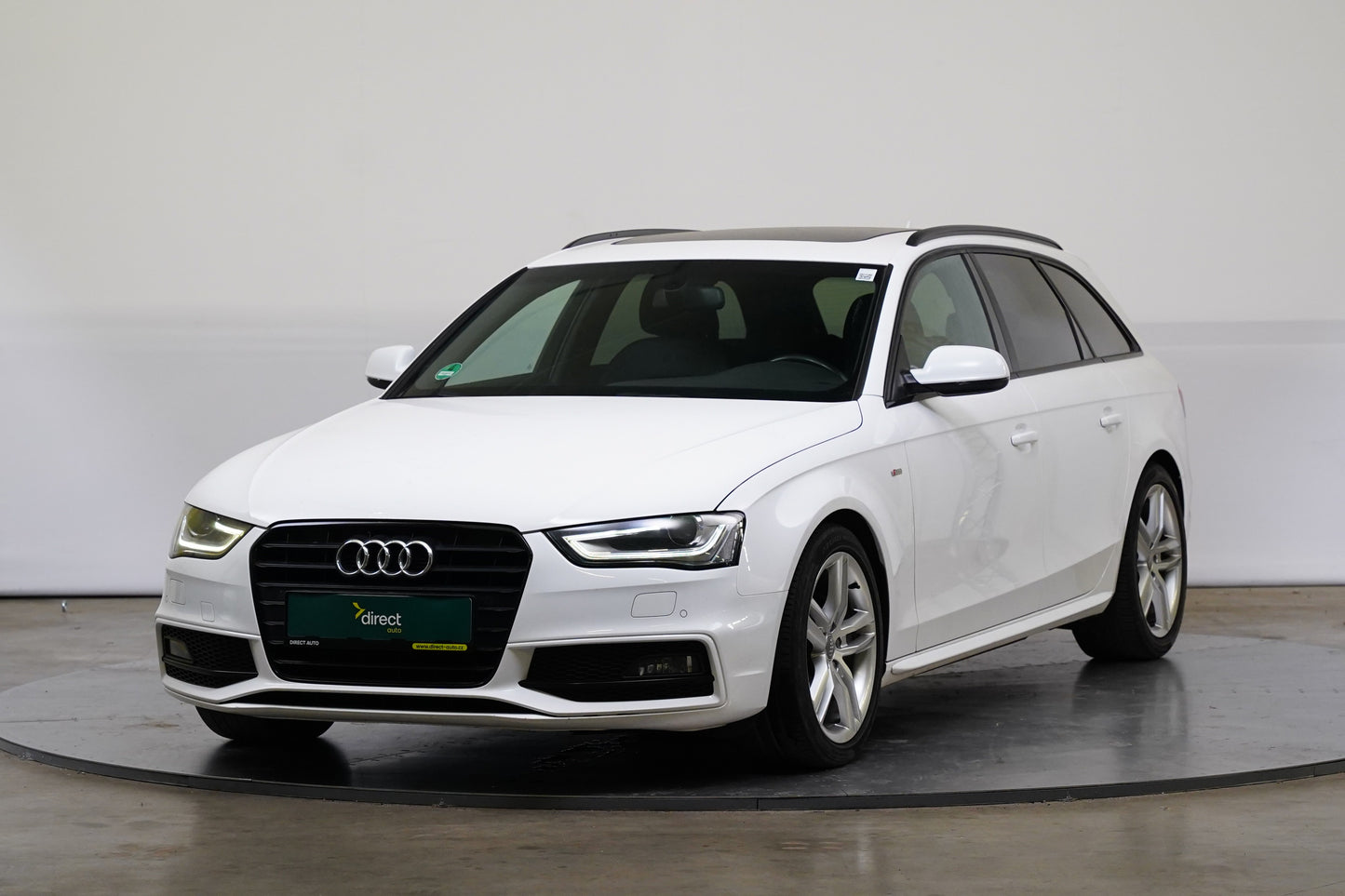 Audi A4 2.0 TDI 110 kW S line plus