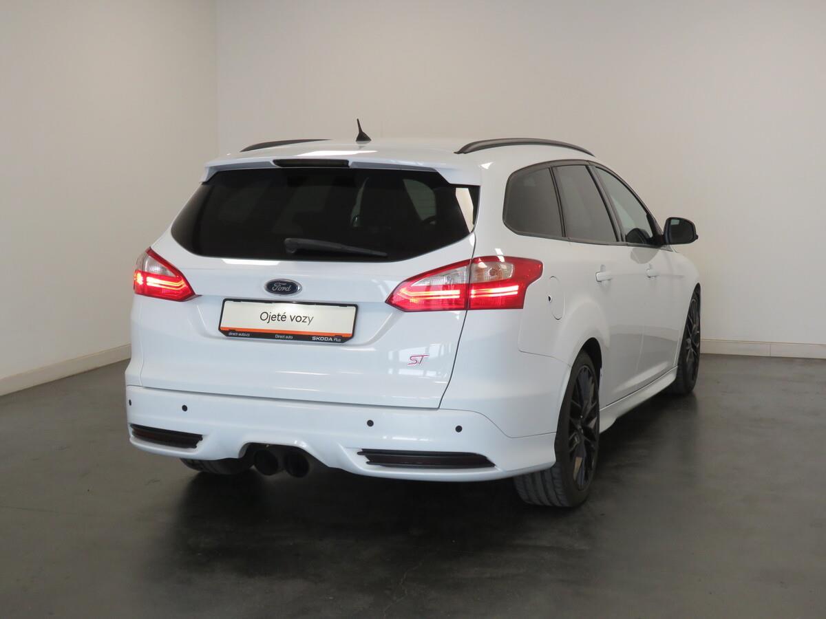 Ford Focus 2.0 EcoBoost 184 kW ST