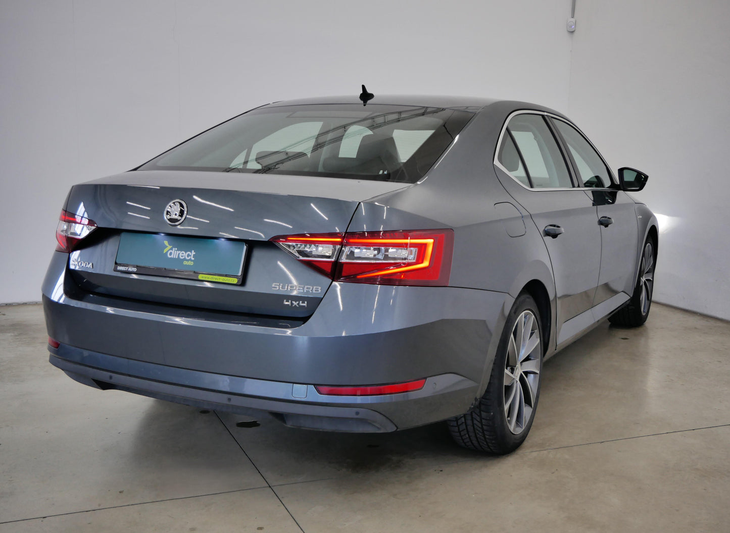 Škoda Superb 2.0 TDI 140 kW DSG 4x4 L&K
