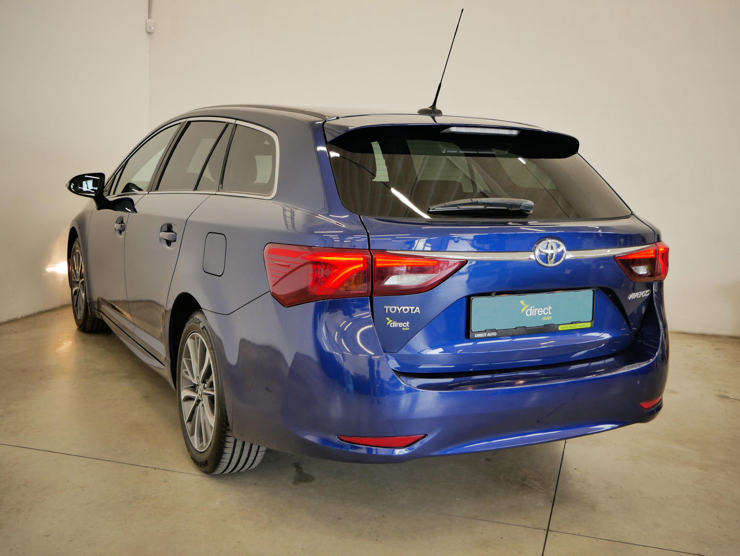 Toyota Avensis 1.6 82 kW Business