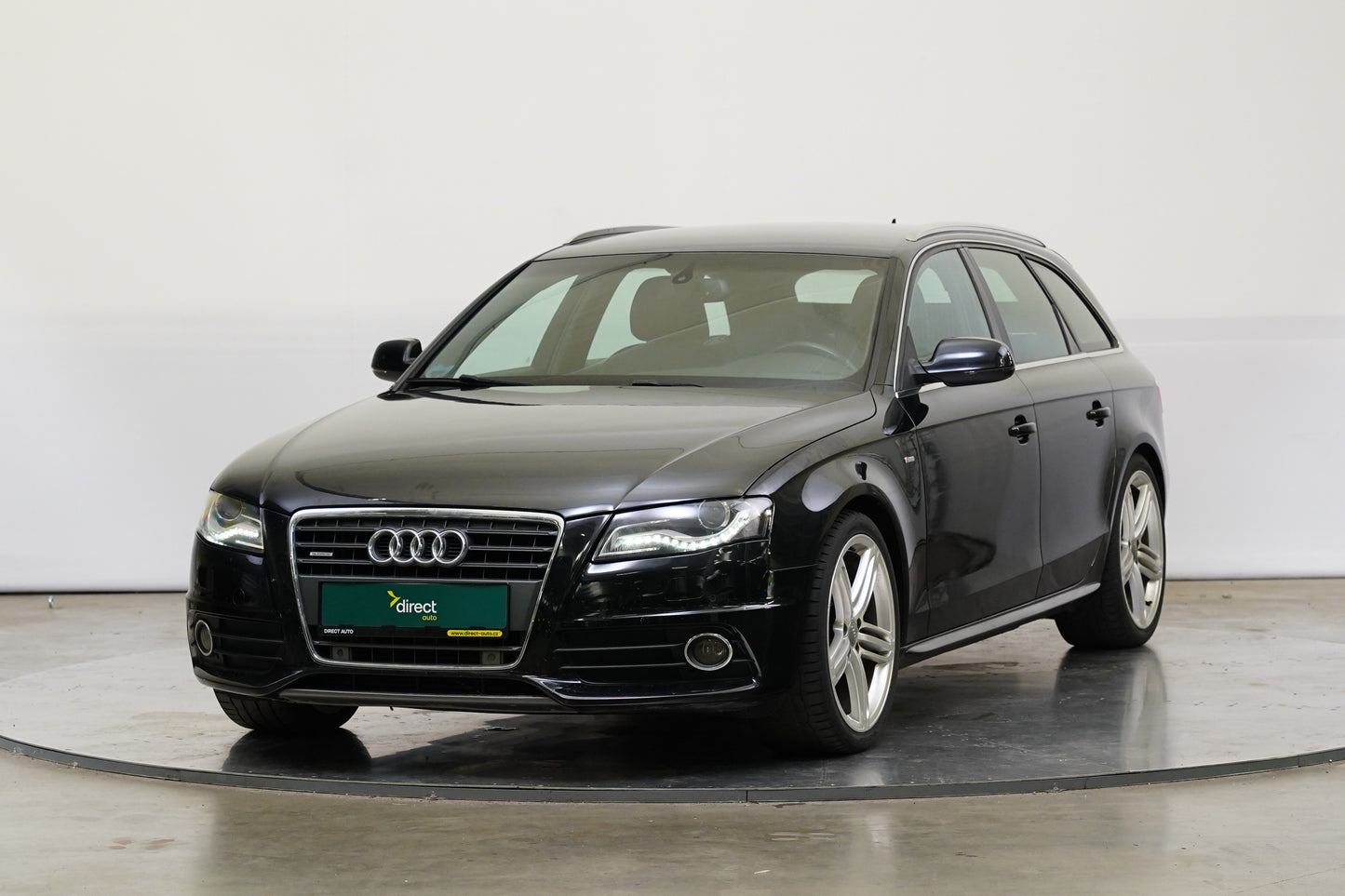 Audi A4 2.0 TDI 125 kW quattro S line