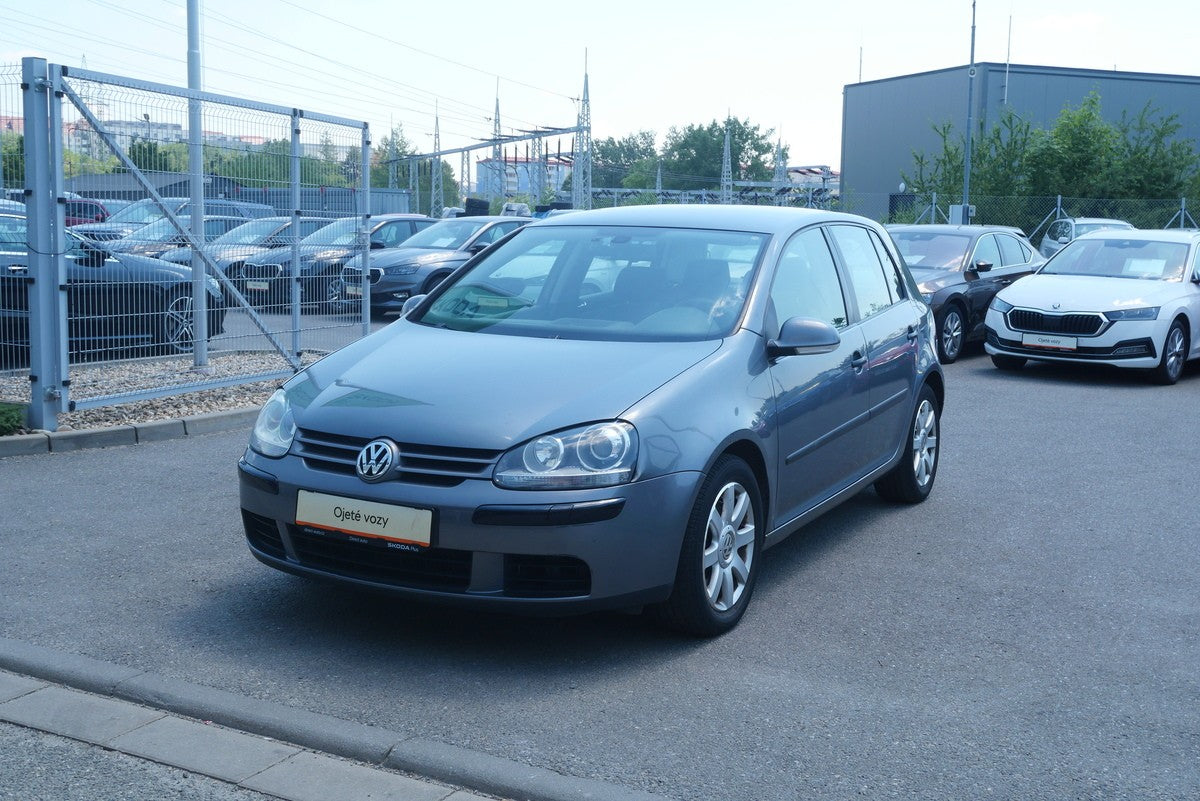Volkswagen Golf 2.0 FSI 110kW