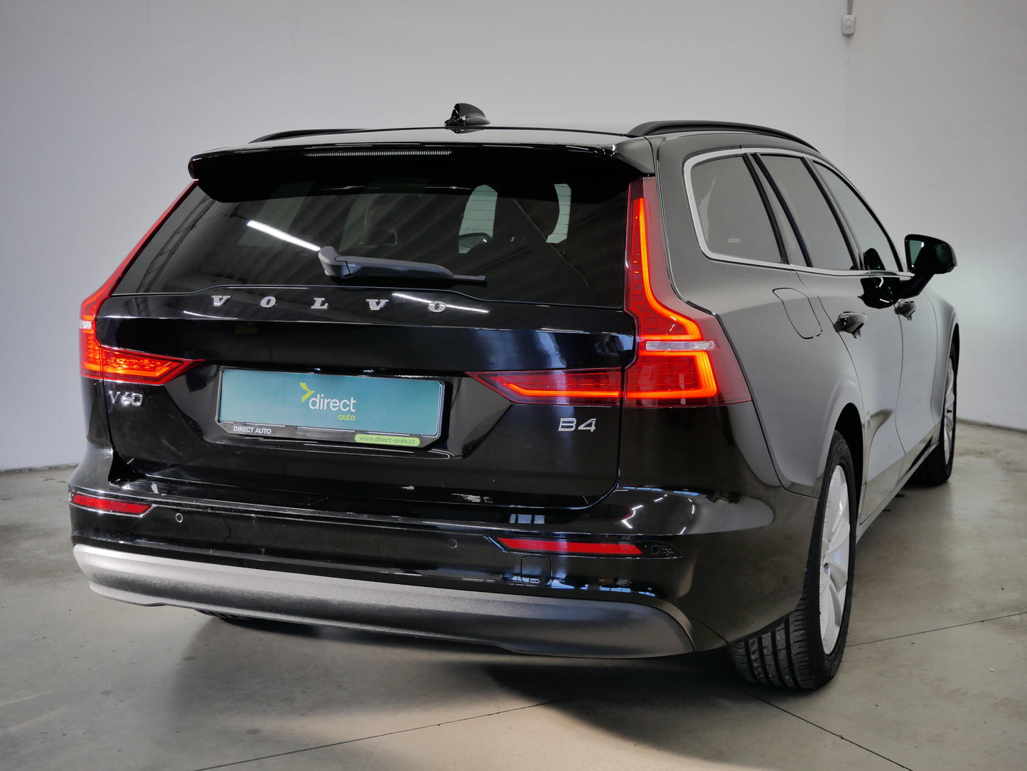 Volvo V60 B4 145 kW Core AUT