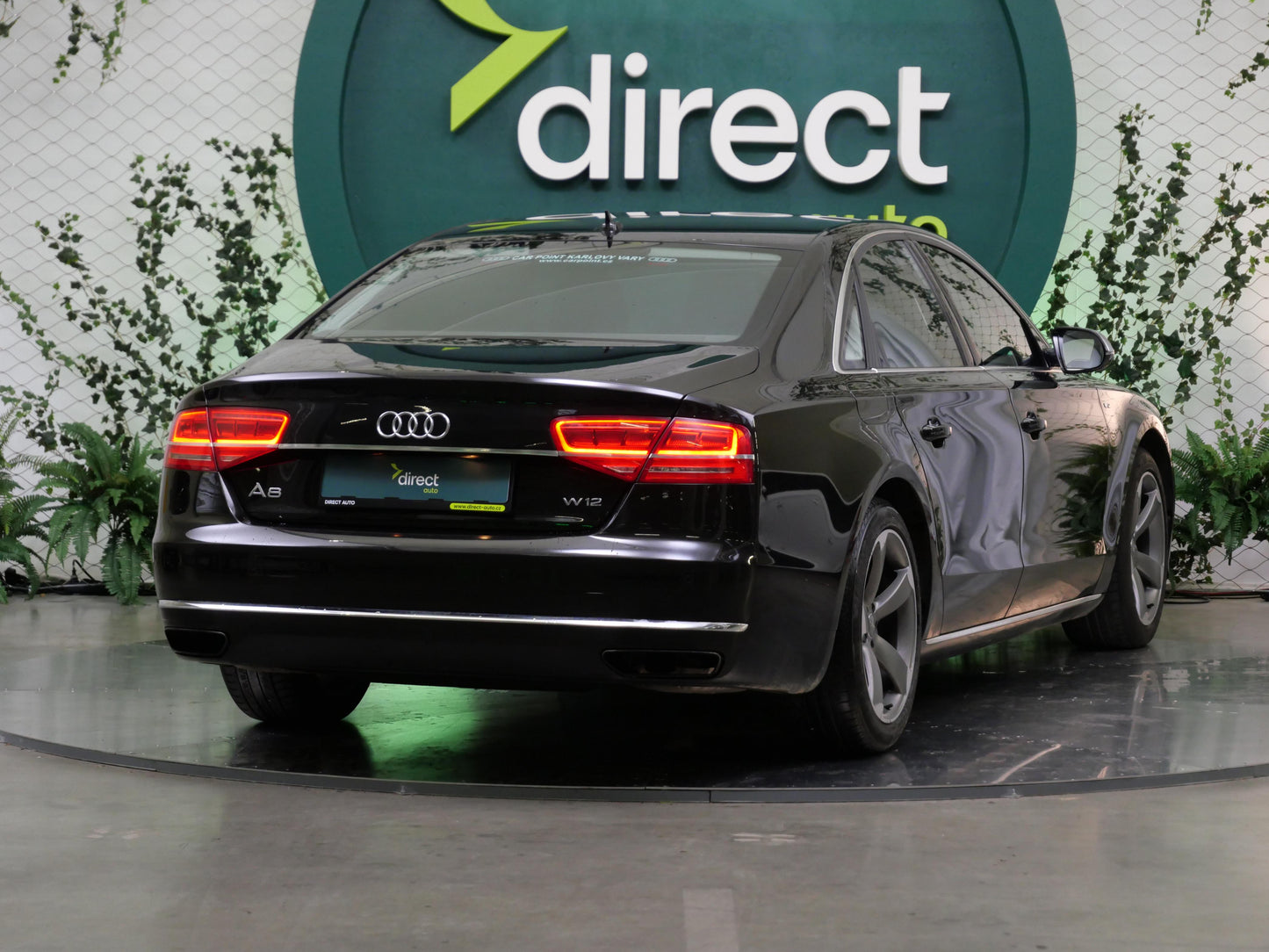 Audi A8 4.2 FSI V8 273 kW