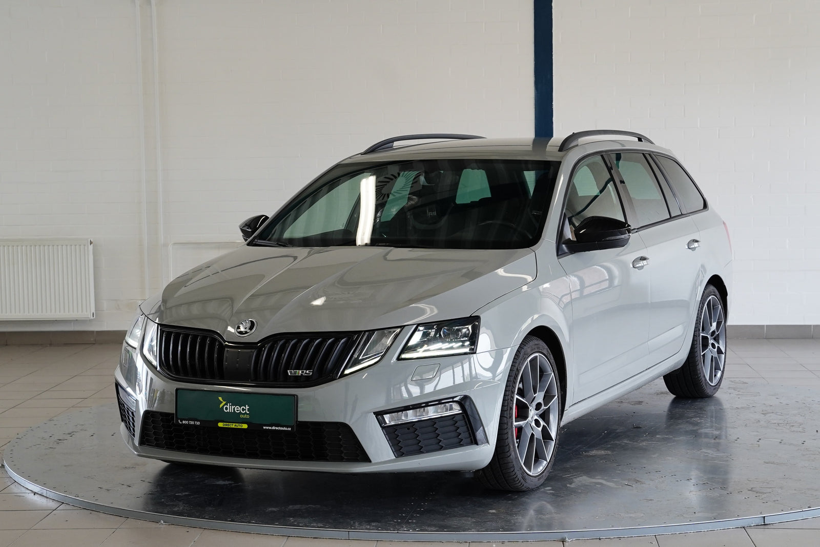 Škoda Octavia 2.0 TSI 180 kW RS – foto 1