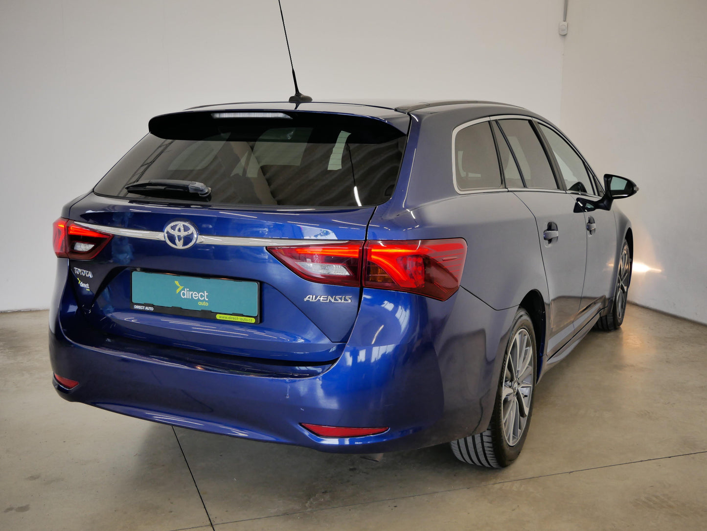 Toyota Avensis 1.6 82 kW Business