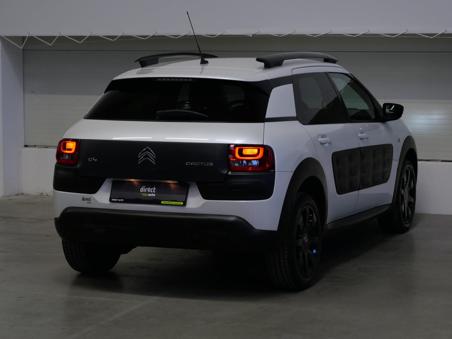 Citroën C4 Cactus 1.2 VTI 60 kW Shine