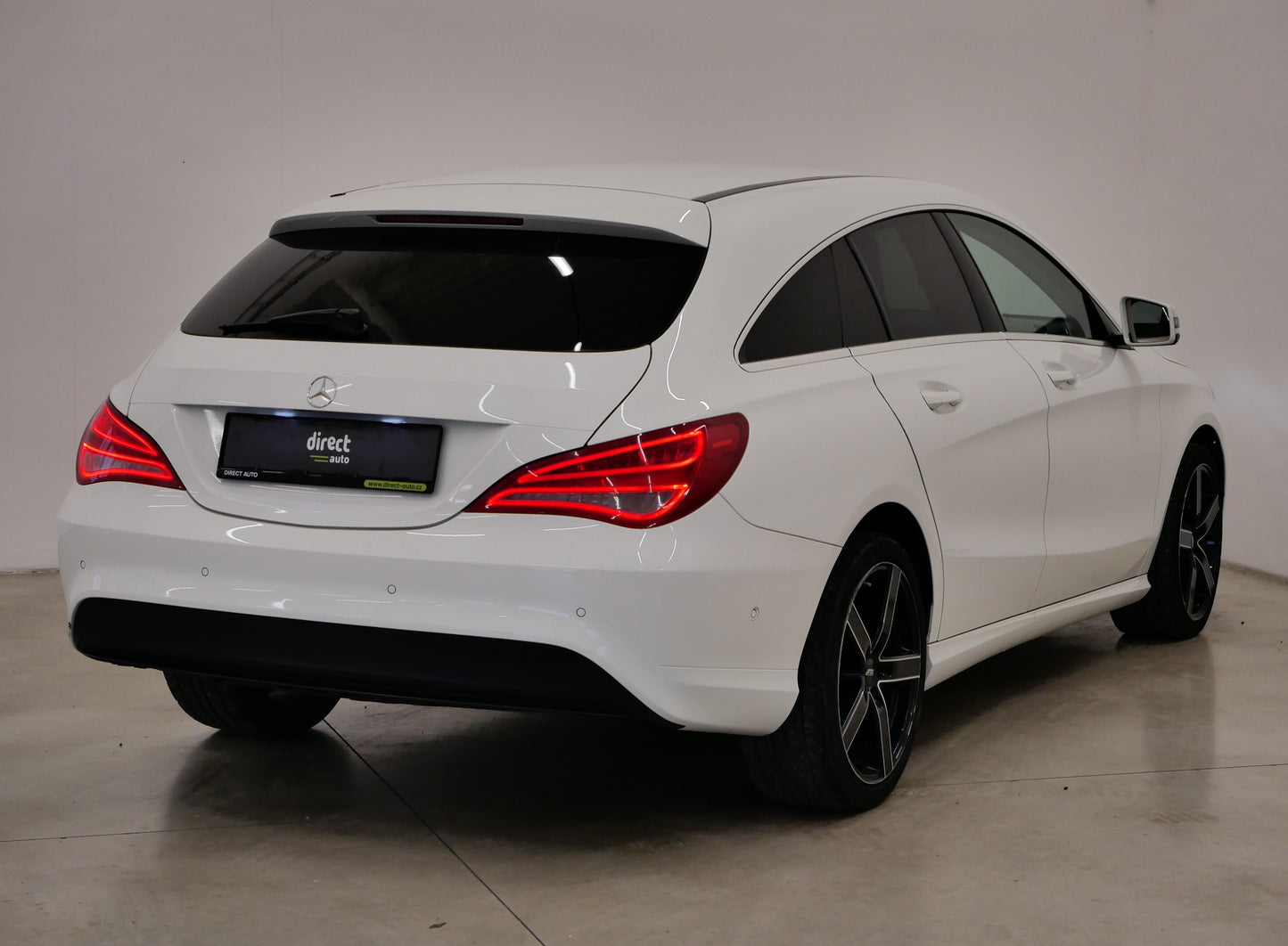 Mercedes-Benz CLA Shooting brake 180 90 kW