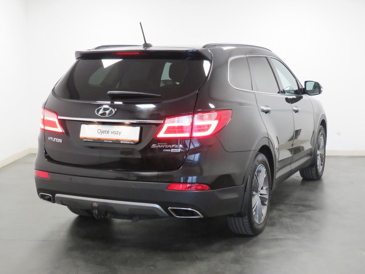 Hyundai Grand Santa Fe 2.2 CRDi 145 kW Luxury